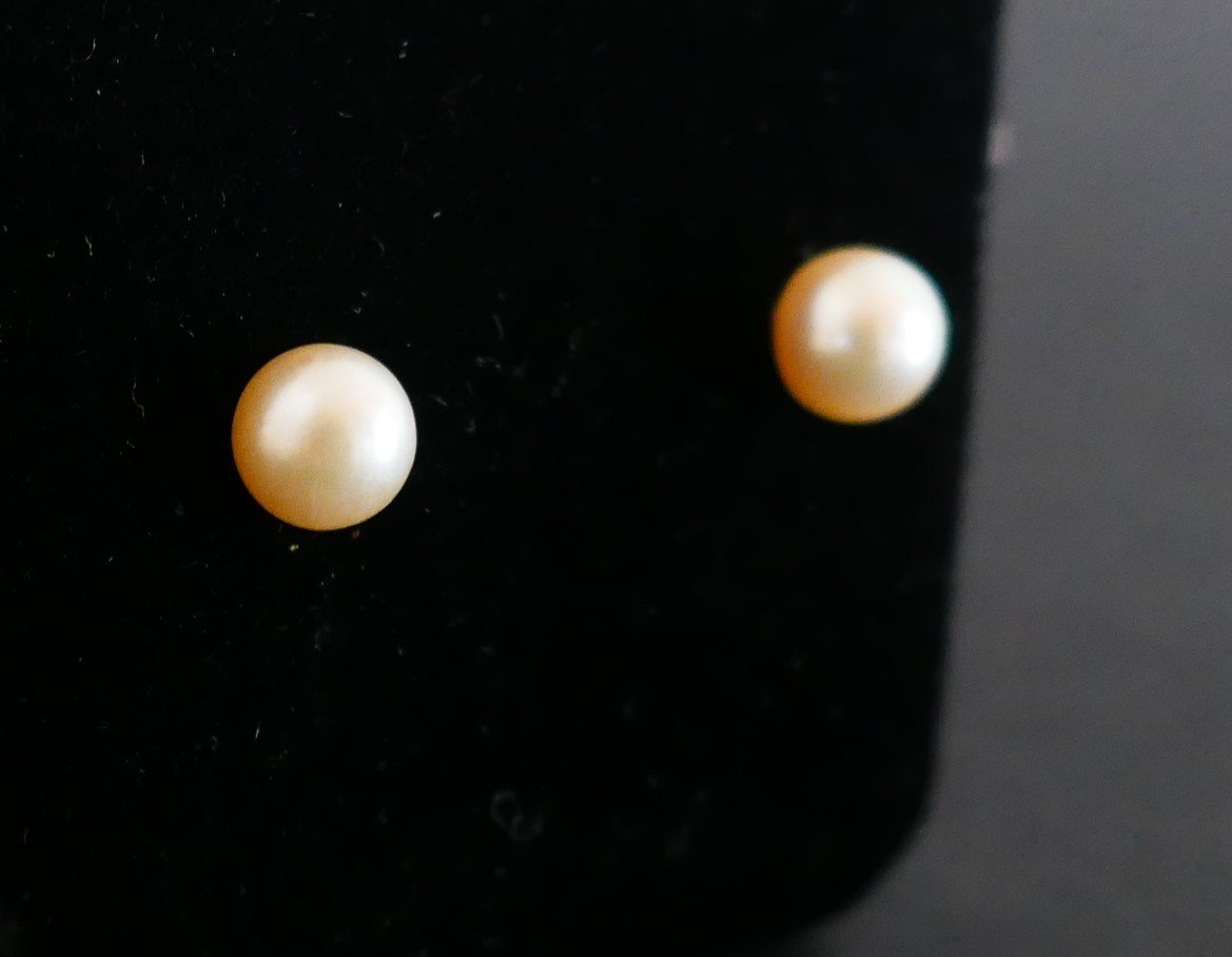 Pair Of Cultured Pearl Earrings, 5.50 Mm.-photo-4