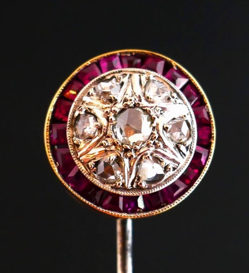 Art Deco Tie Pin, Calibrated Diamonds And Rubies-photo-3