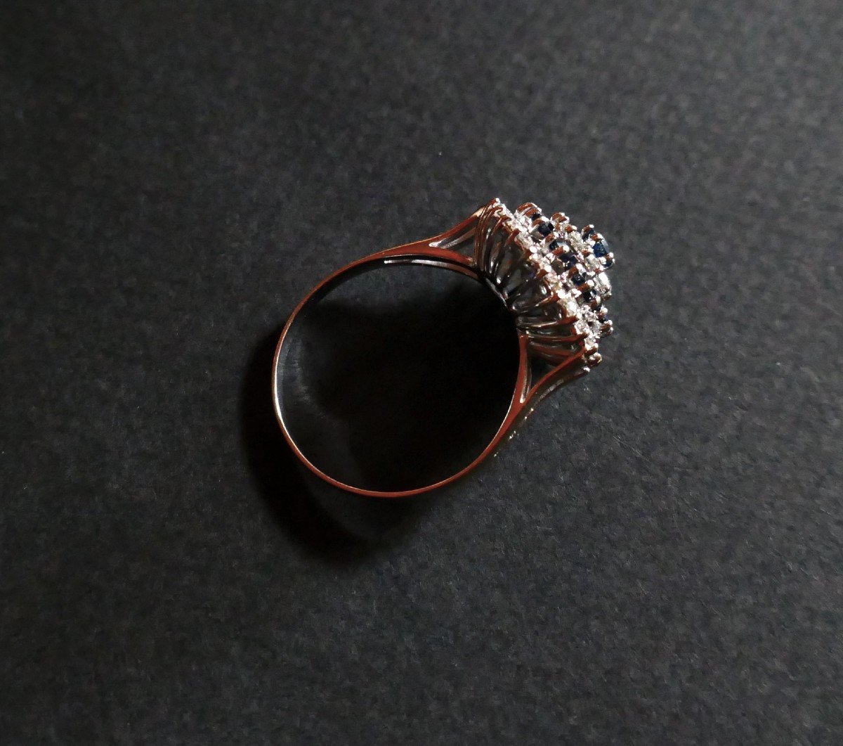 Sapphires And Diamonds Ring.-photo-1