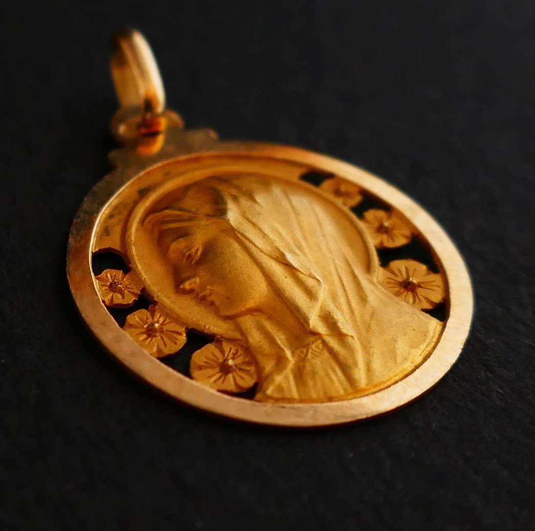 Médaille Art Déco, Neuve De Stock, Représentant La Vierge, Or 18 Carats.-photo-4