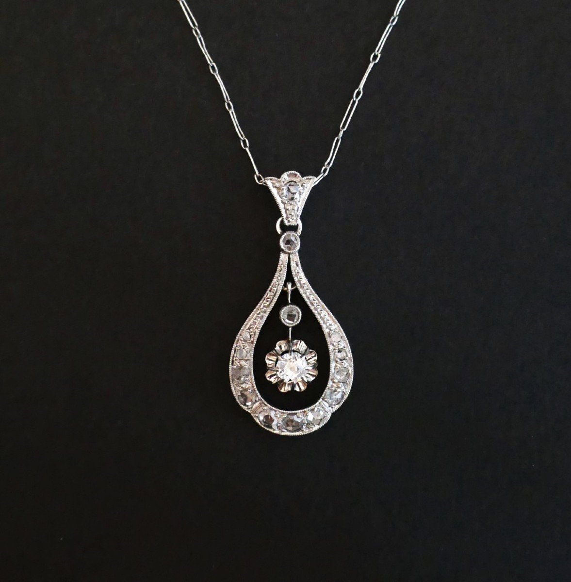 Art Deco Pendant With Diamonds, Platinum And Platinum Chain.