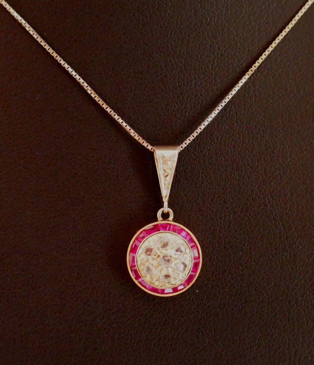 Art Deco Calibrated Diamonds And Rubies Pendant, 18 Carat Gold.