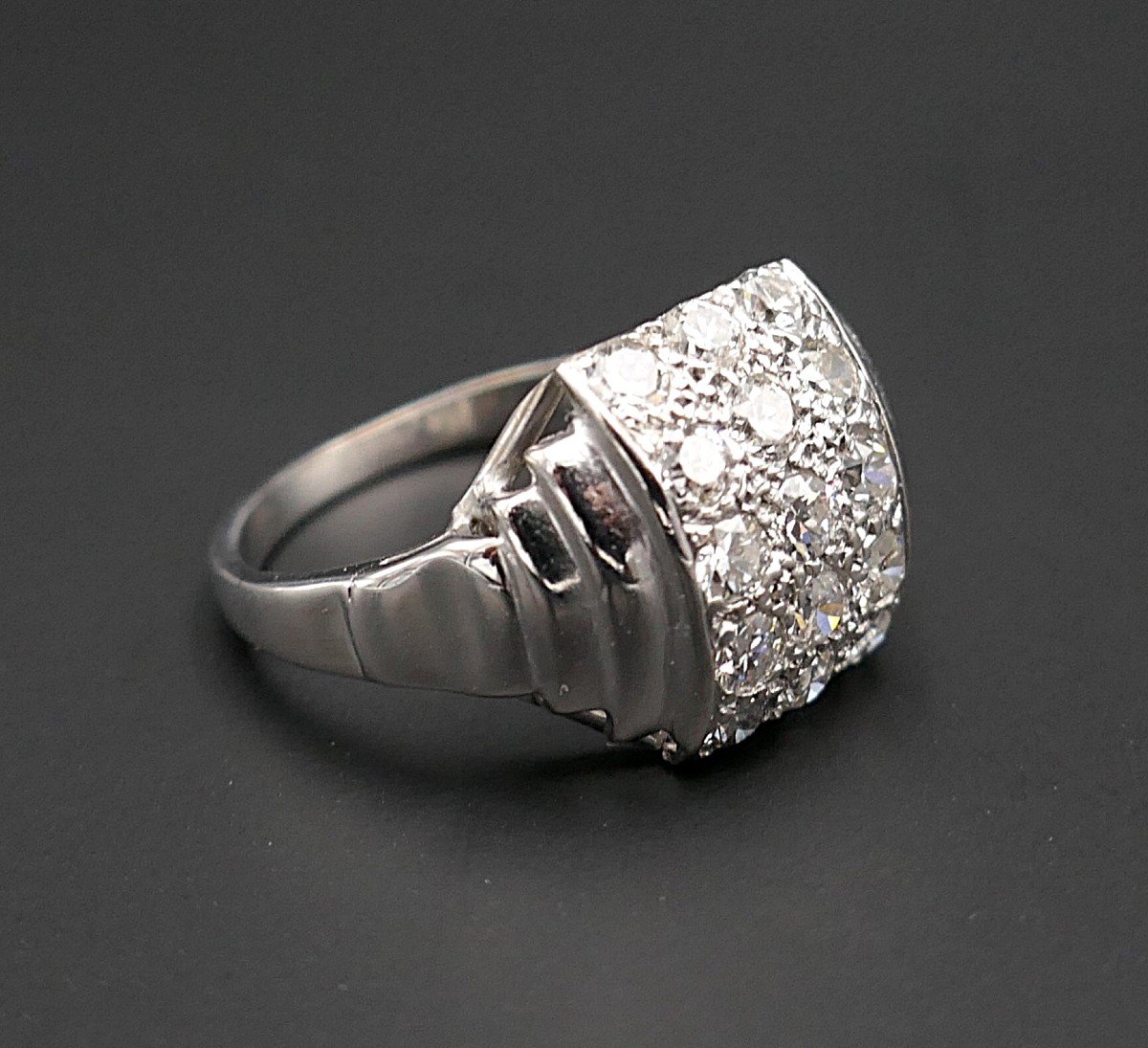 Bague Diamants, Platine Et Or Blanc 18 Carats.-photo-4