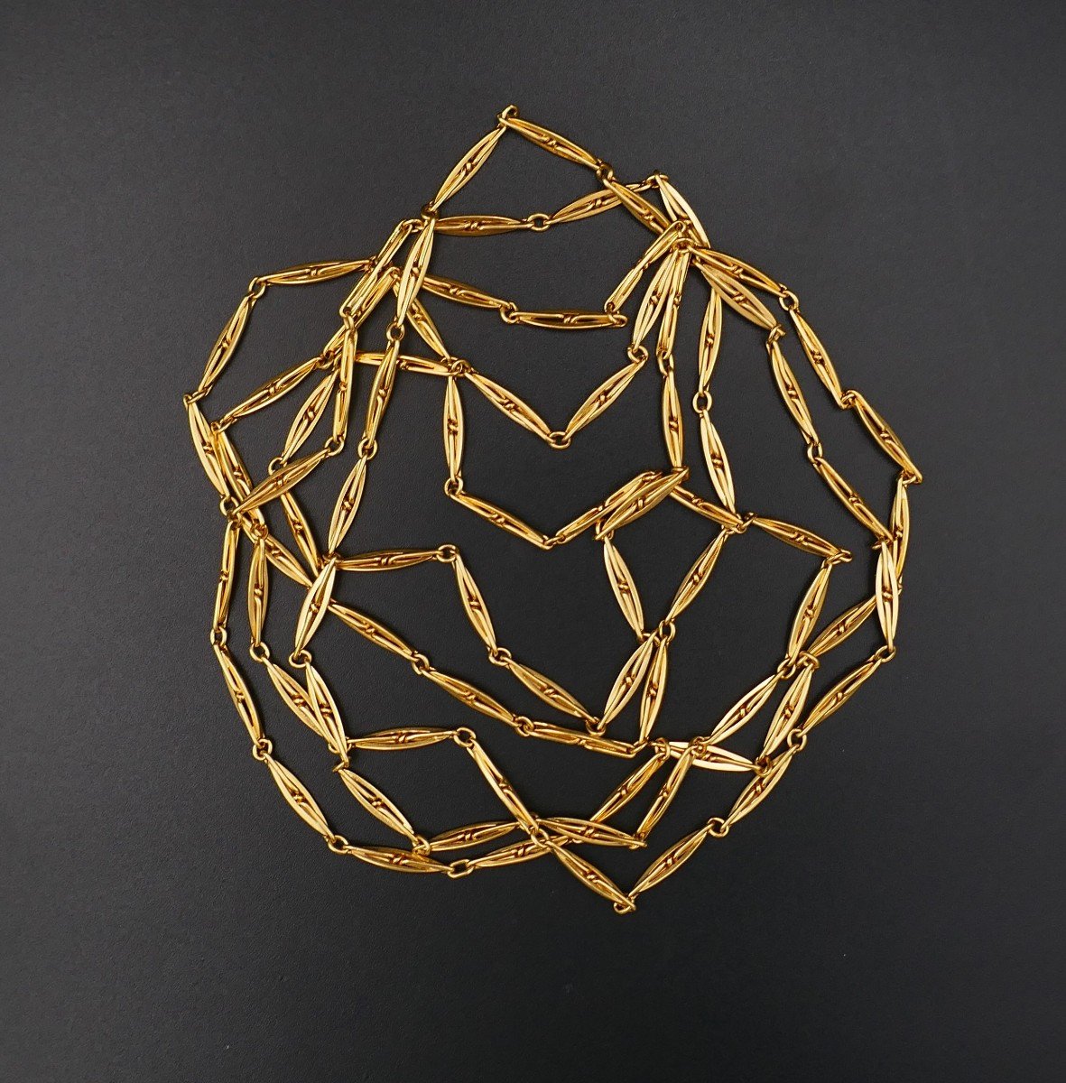 Large Antique Necklace 1.56 Meters, 18 Carat Gold.-photo-2