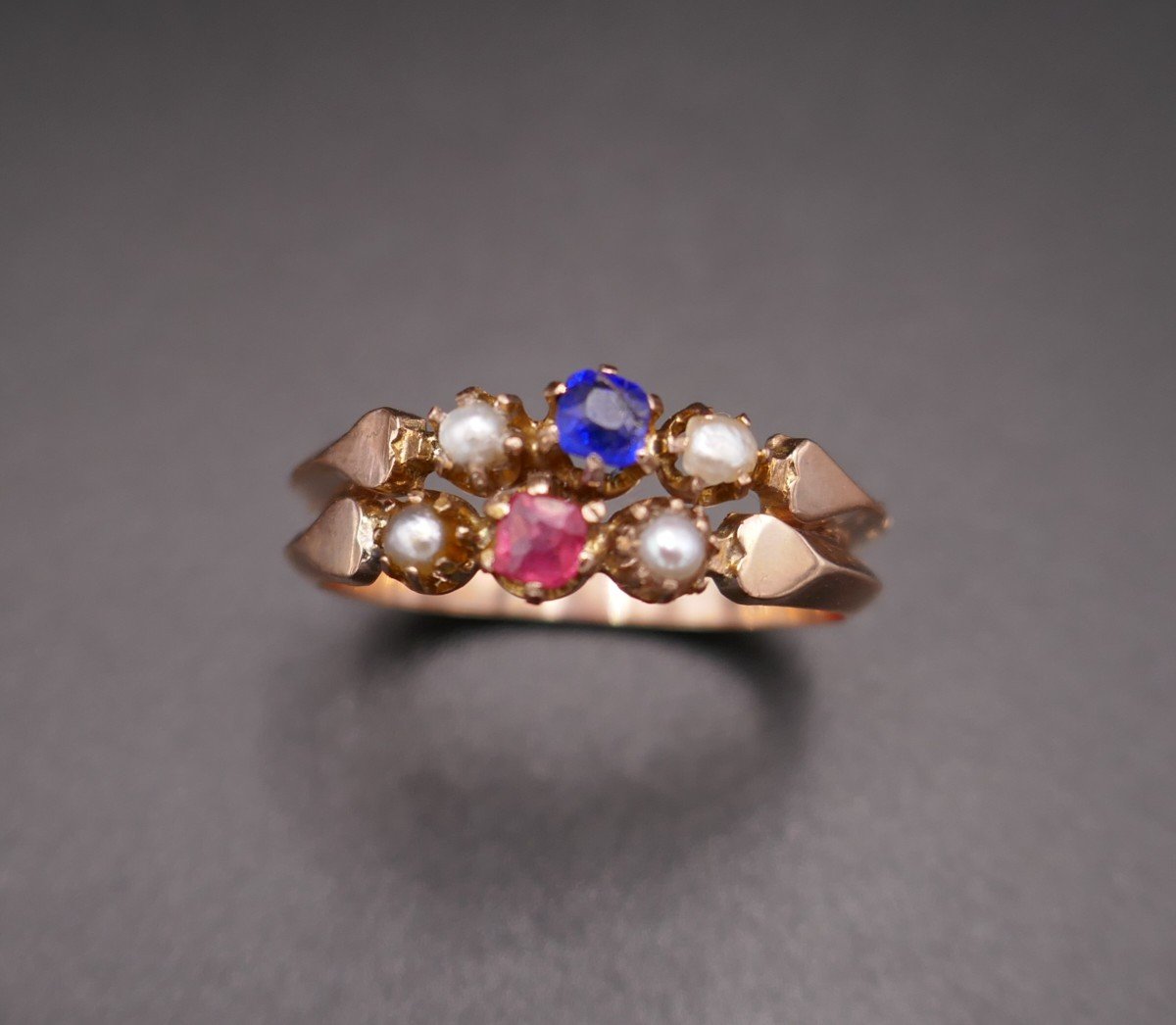 Antique Horse Head Hallmark Ring, Red And Blue Stones And Pearls.-photo-4