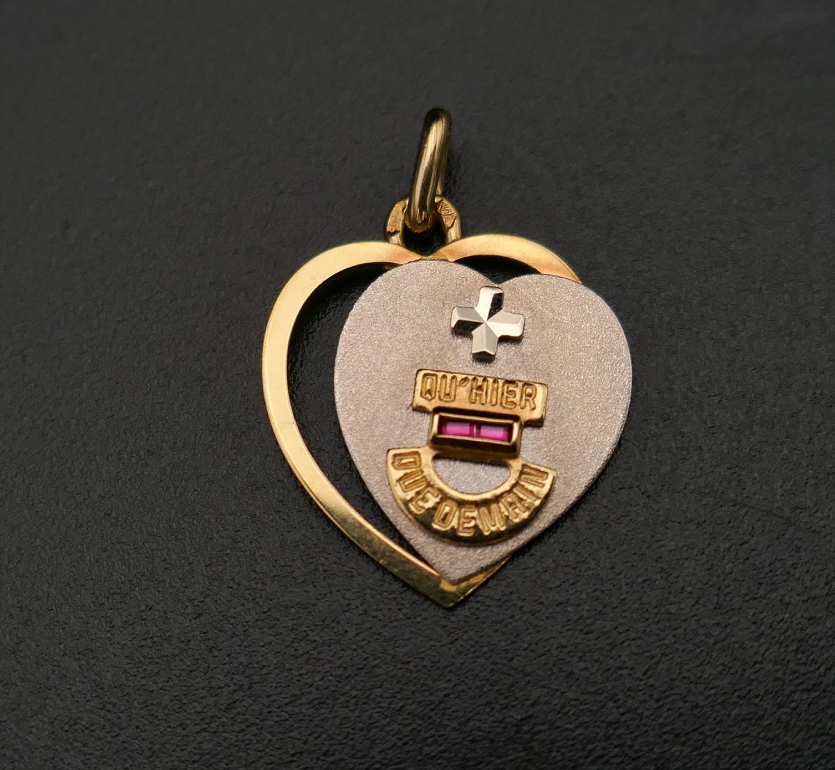 Augis Medal, Heart In 18-carat White And Yellow Gold.-photo-4