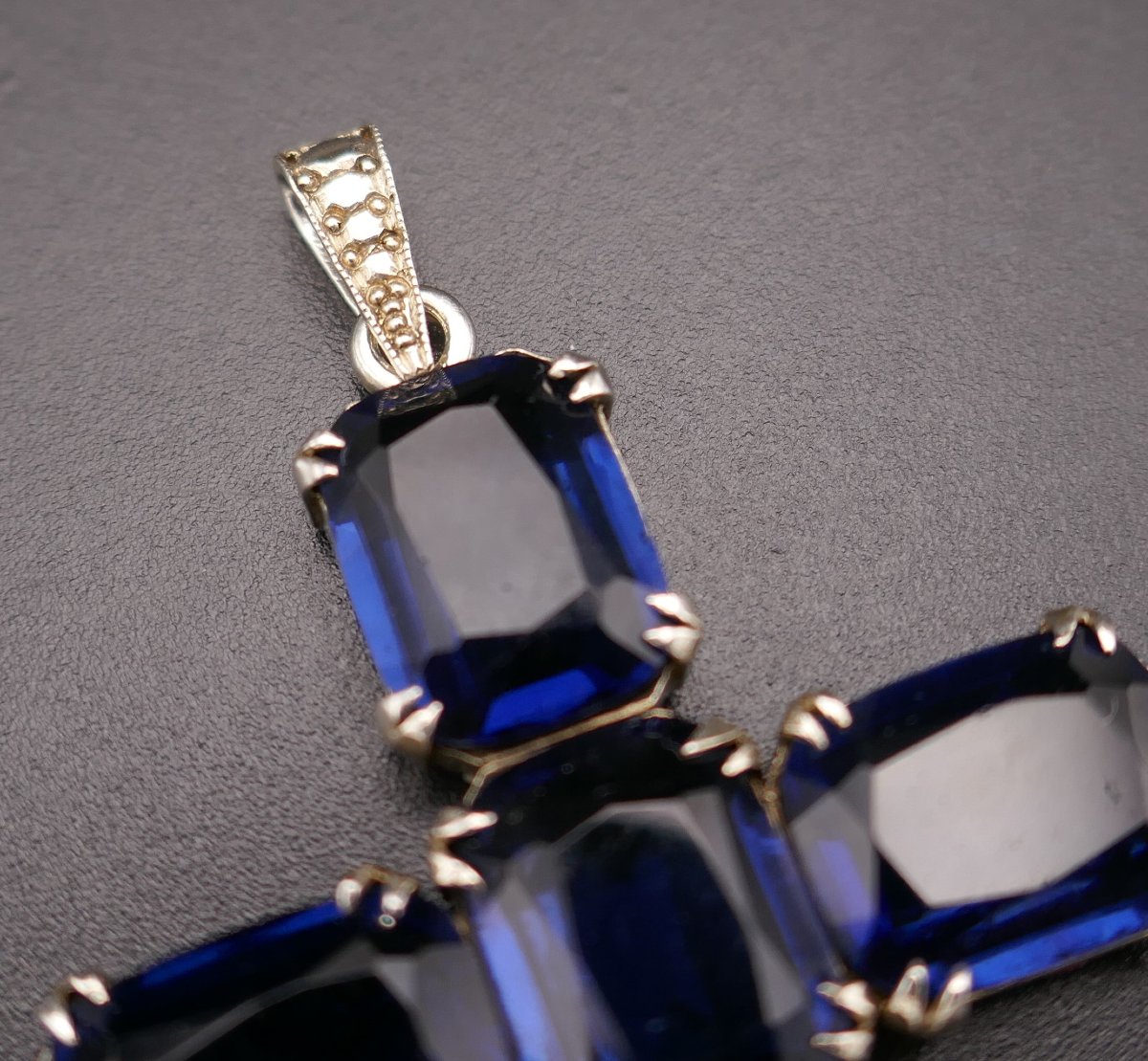 Important Silver And Blue Stone Cross With Silver Chain.-photo-4