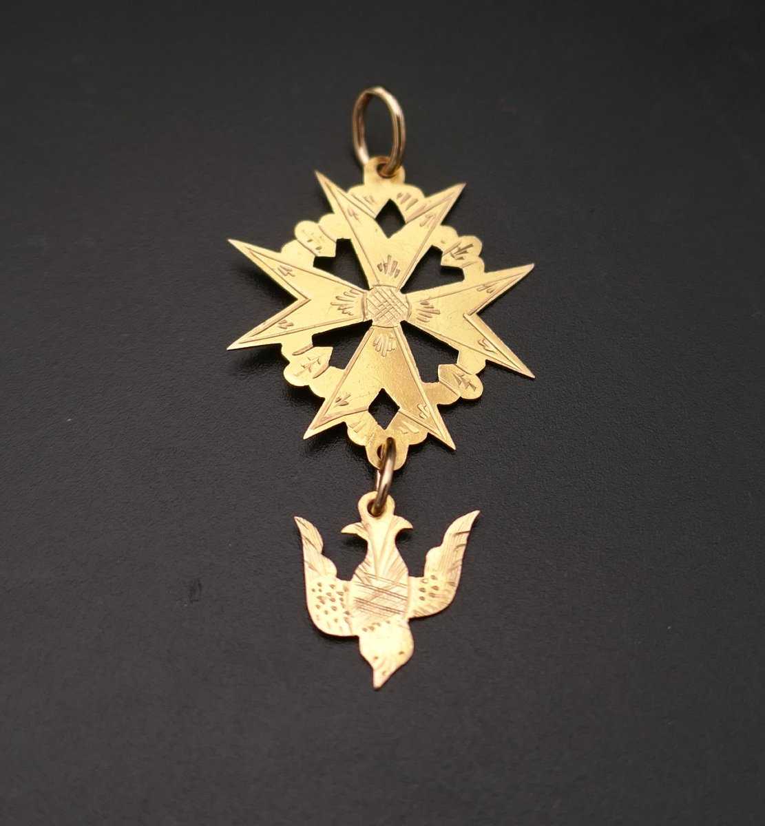 Pendentif grande Croix Huguenote or jaune 18 carats.-photo-2