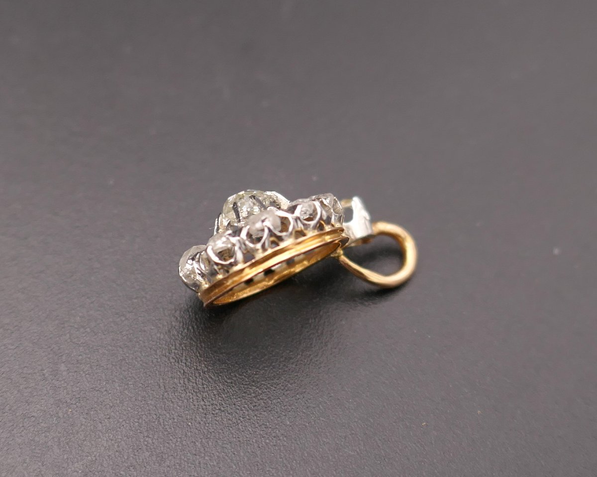 Pendentif fleur diamants, or.-photo-4
