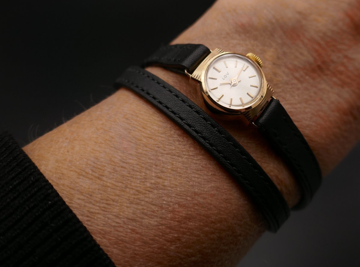 Mini Montre Vintage En Or 18 Carats, vers 1960. Excellent état.-photo-3