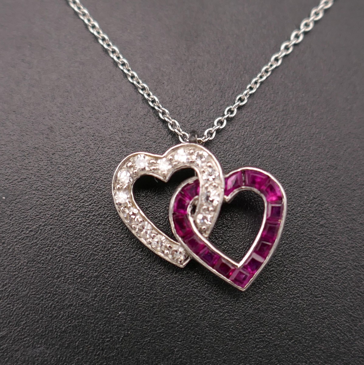 Chain With Diamond And Ruby Pendant, 18-carat Gold