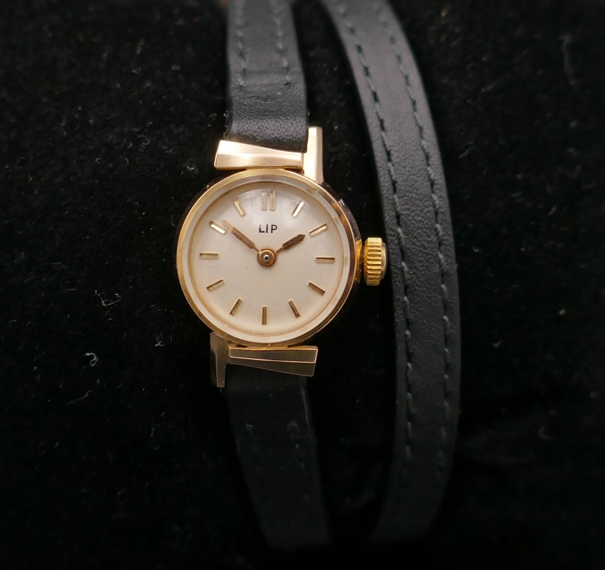 LIP Montre En Or 18 Carats, bracelet double tour. Excellent état.-photo-2