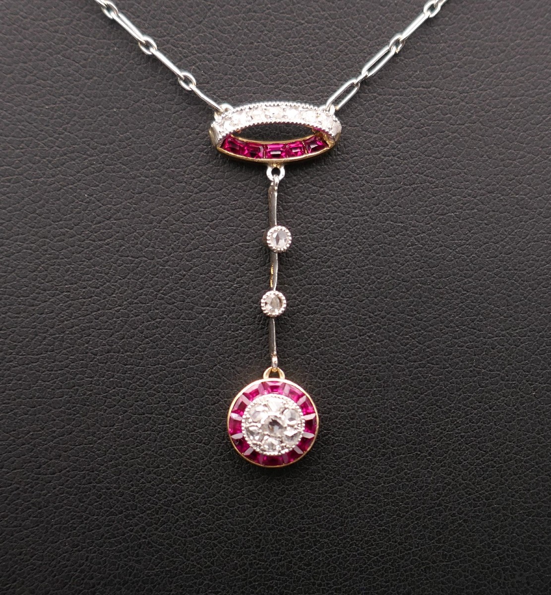 Belle époque Necklace, Diamonds And Calibrated Rubies.