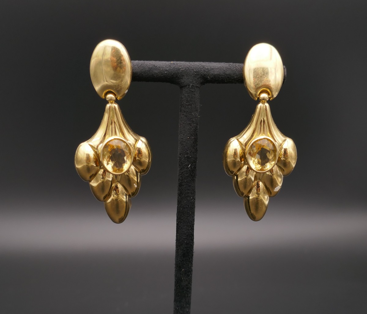Yellow Gold And Citrine Earrings.