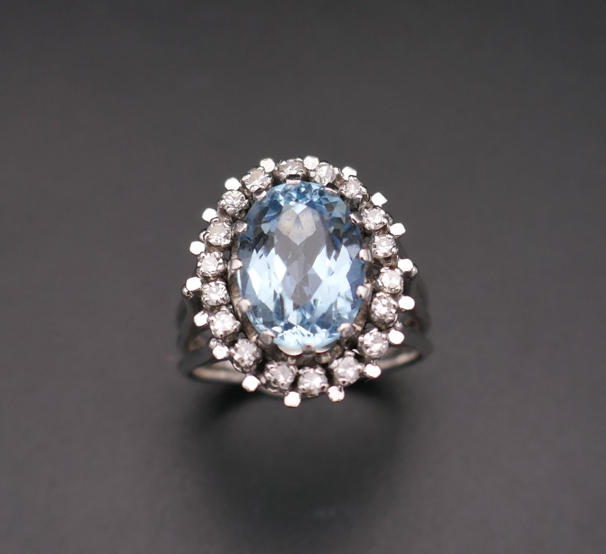 Aquamarine And Diamond Ring.-photo-3