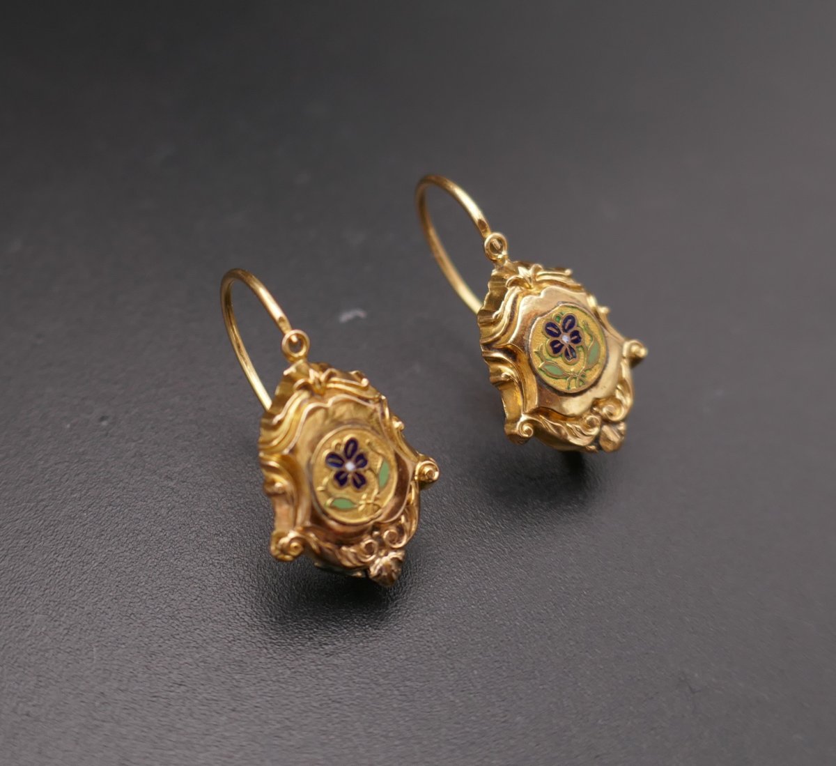 Antique Gold And Enamel Earrings.-photo-3