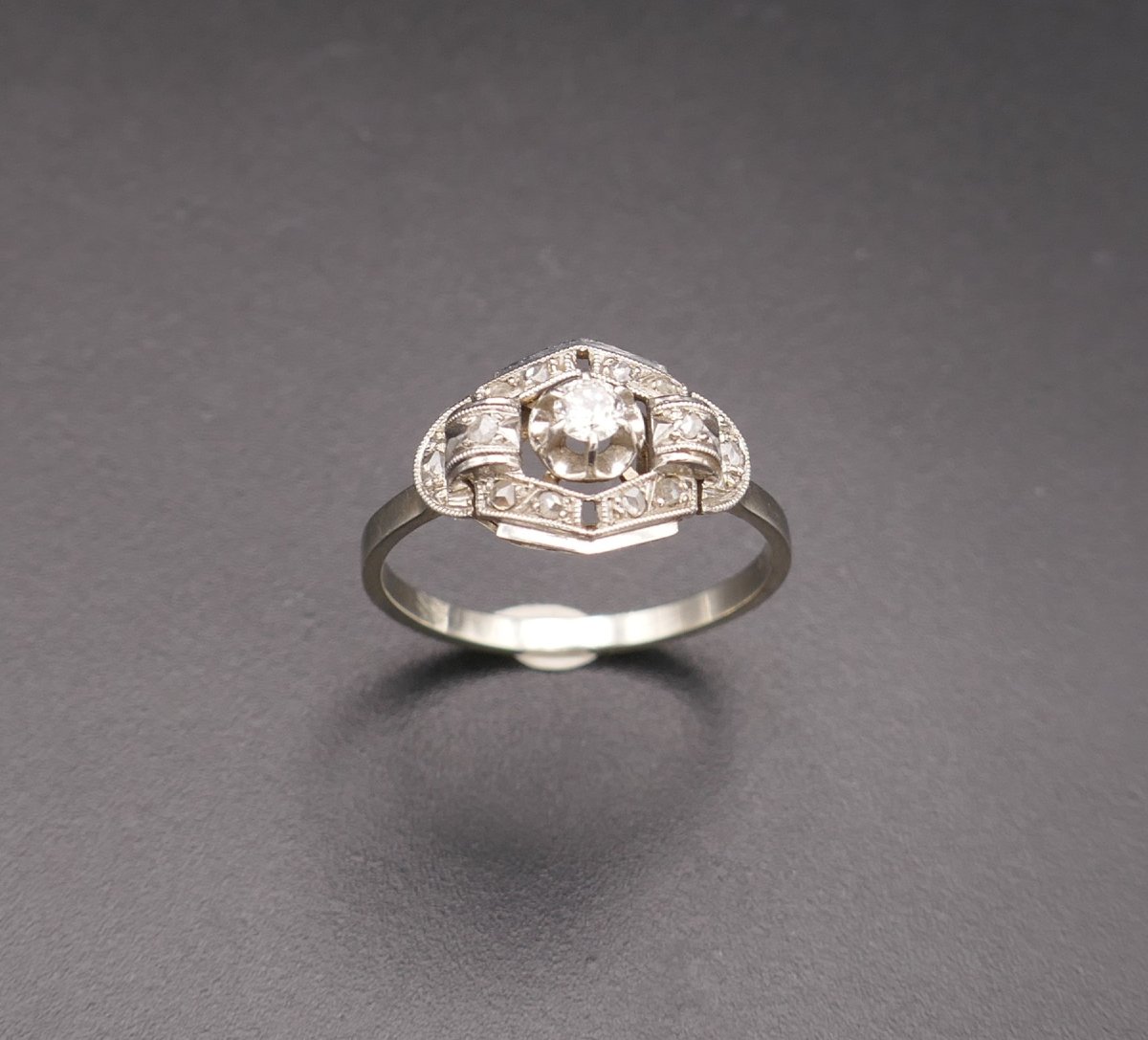 Diamond Ring, Gold And Platinum, Art Deco Period, Brand-new From Stock.-photo-1