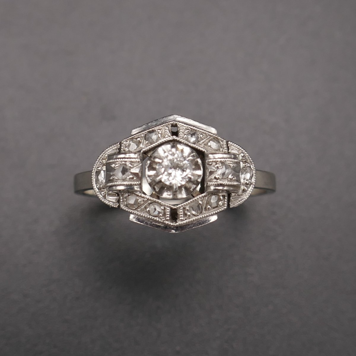 Diamond Ring, Gold And Platinum, Art Deco Period, Brand-new From Stock.