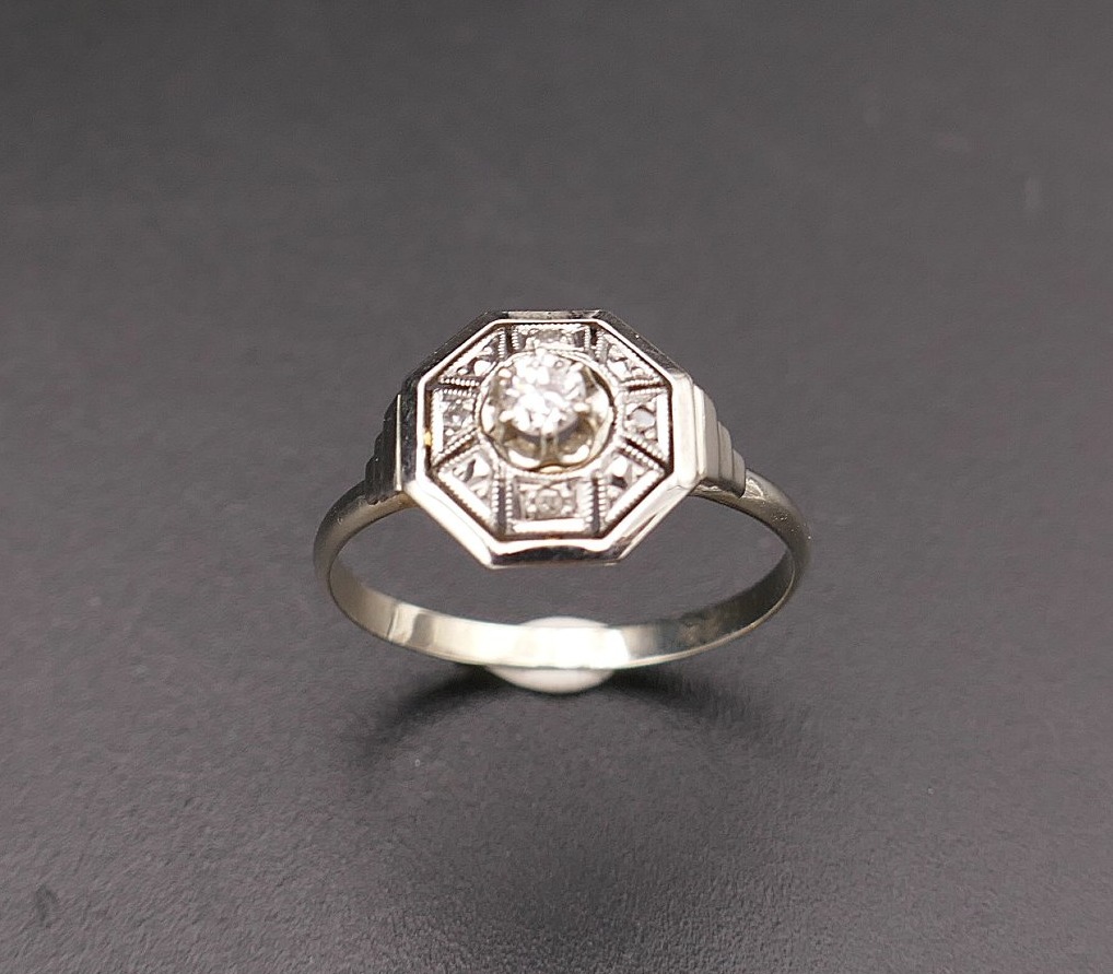 Bague diamants en or et platine, période Art déco.