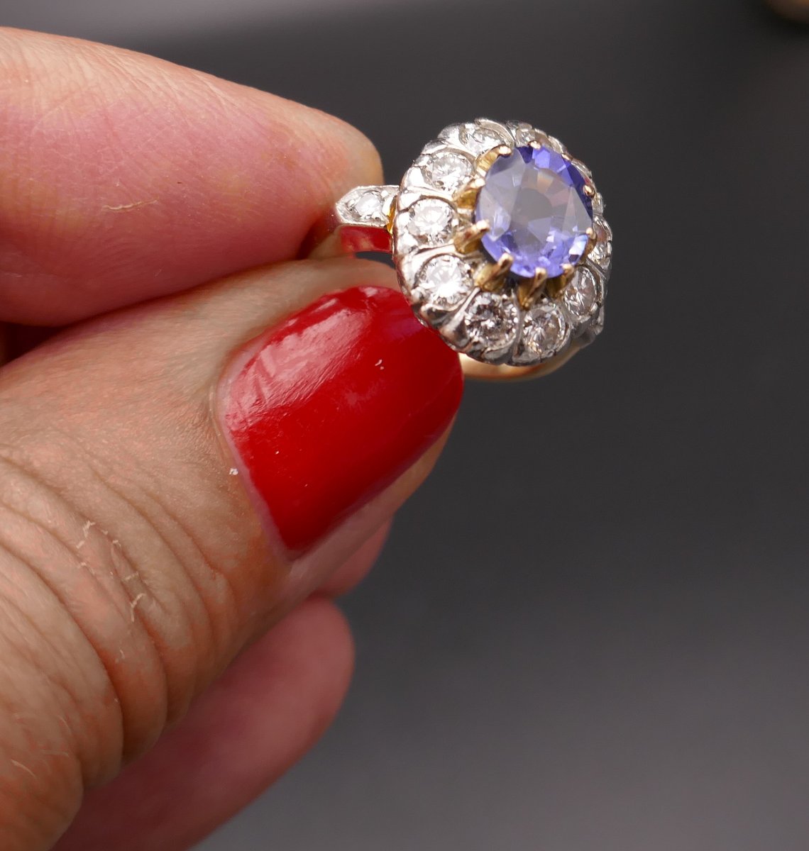 Pompadour Ring Set With A 2-carat Untreated Ceylon Sapphire And Diamonds.-photo-3