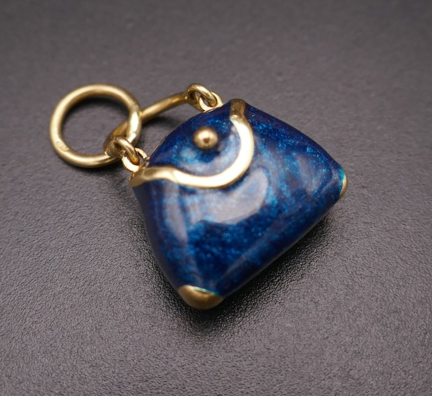 Bag Charm, 18-karat Gold And Blue Enamel. Glittery
