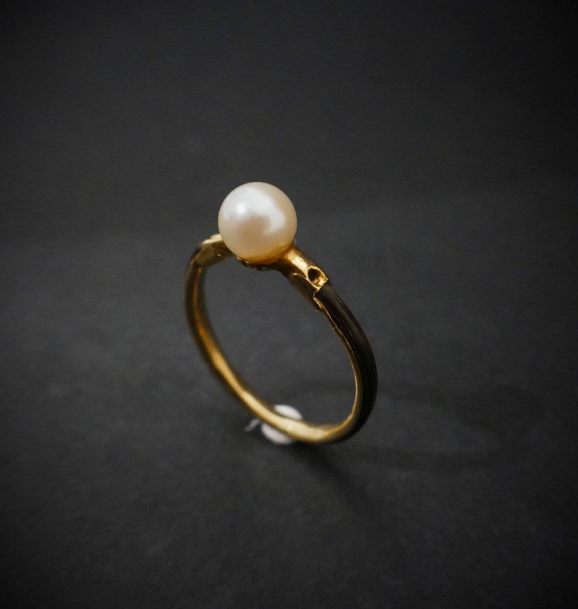 Pearl Ring, Elephant Hair, Gold-photo-3