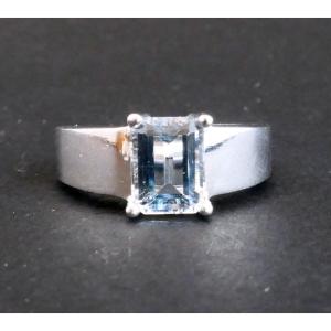 Ring Set With An Aquamarine, 18k White Gold.