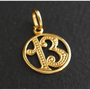 Lucky Charm Medal, 18 Carat Yellow Gold.