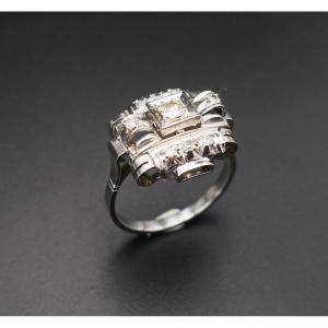 Art Deco Ring Set With Diamonds, 18 Carat Gold.