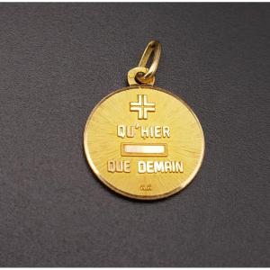 Médaille d'amour Augis, or 18 carats. 