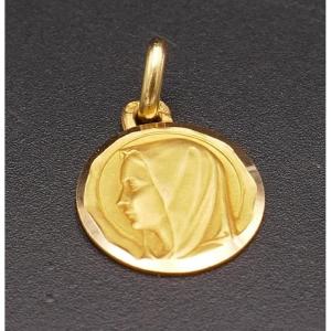 Médaille Vierge, or 18 carats.