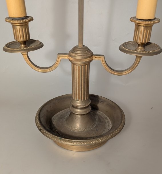 Bouillotte Lamp. Louis XVI Style. Bronze.-photo-3