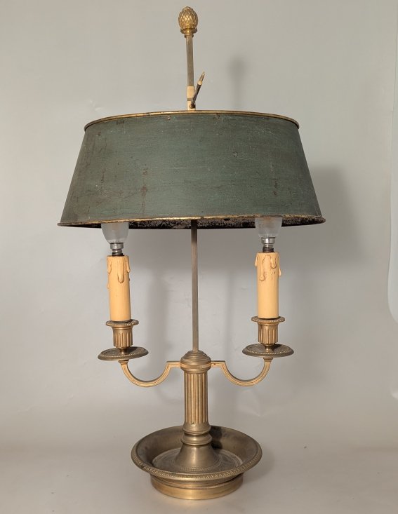 Bouillotte Lamp. Louis XVI Style. Bronze.-photo-4