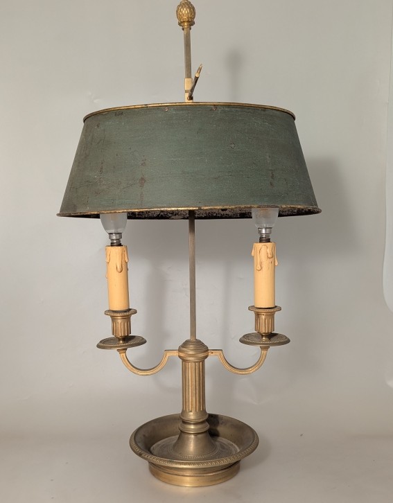 Bouillotte Lamp. Louis XVI Style. Bronze.