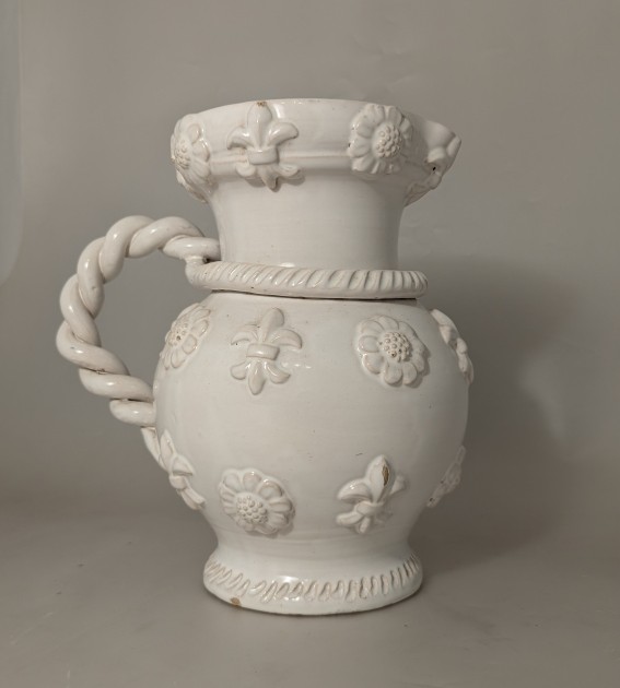 Grand pichet en faience de Malicorne. Emile Tessier.