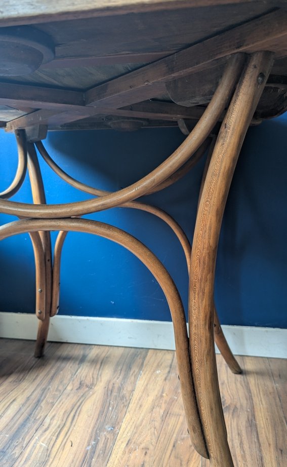 Table de jeu. Thonet.-photo-2