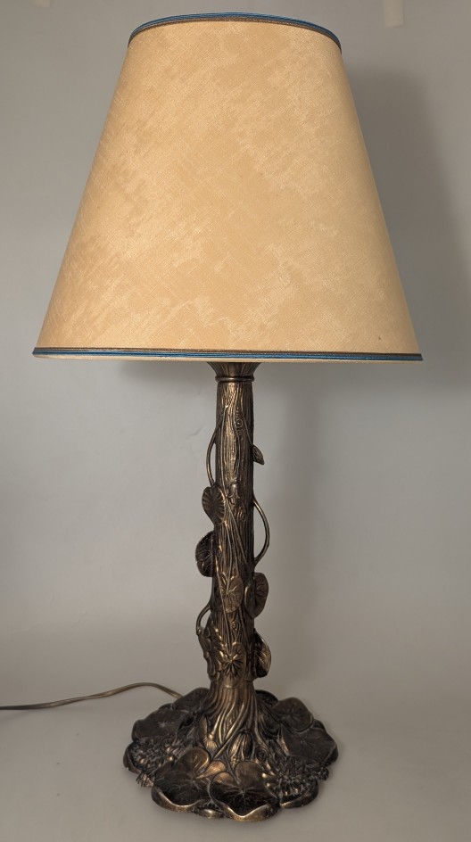 Lampe style art nouveau
