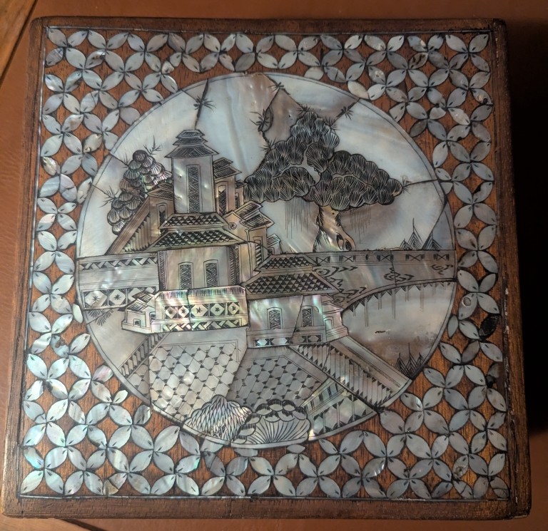 Mother-of-pearl Decorated Box. Indochina.