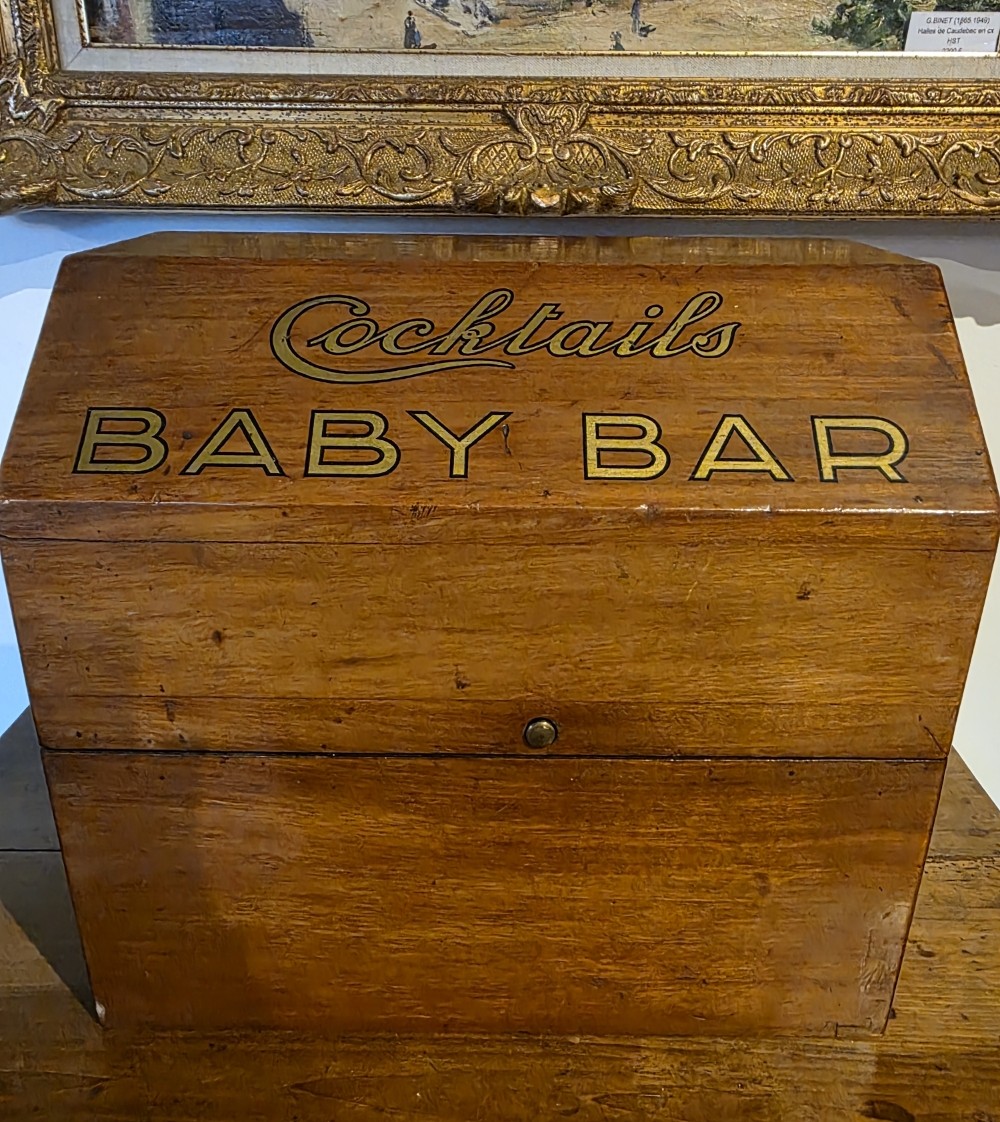 Mahogany Baby Bar Set.