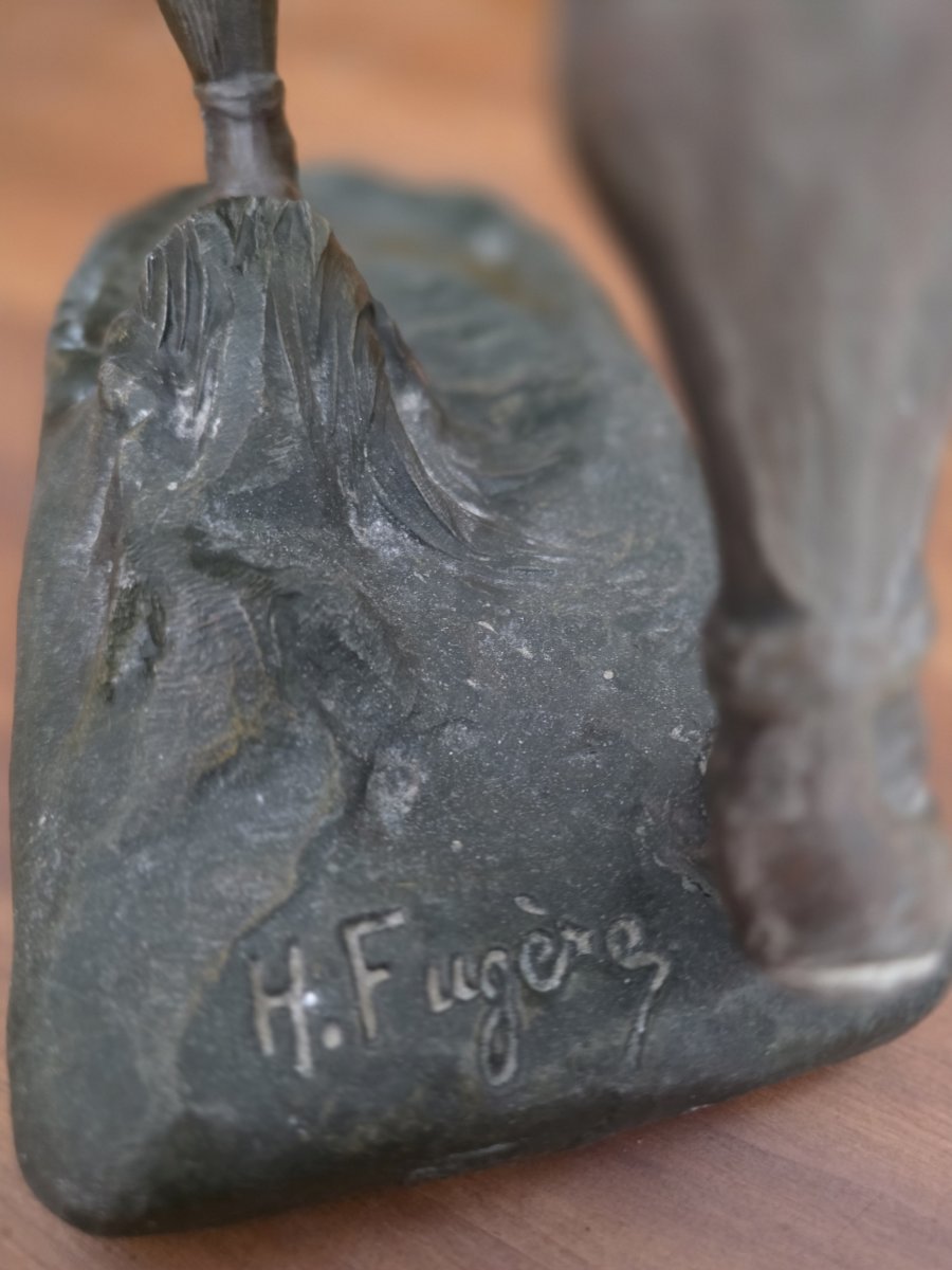 Rugbyman. Sculpture régule. H.Fugère.-photo-2