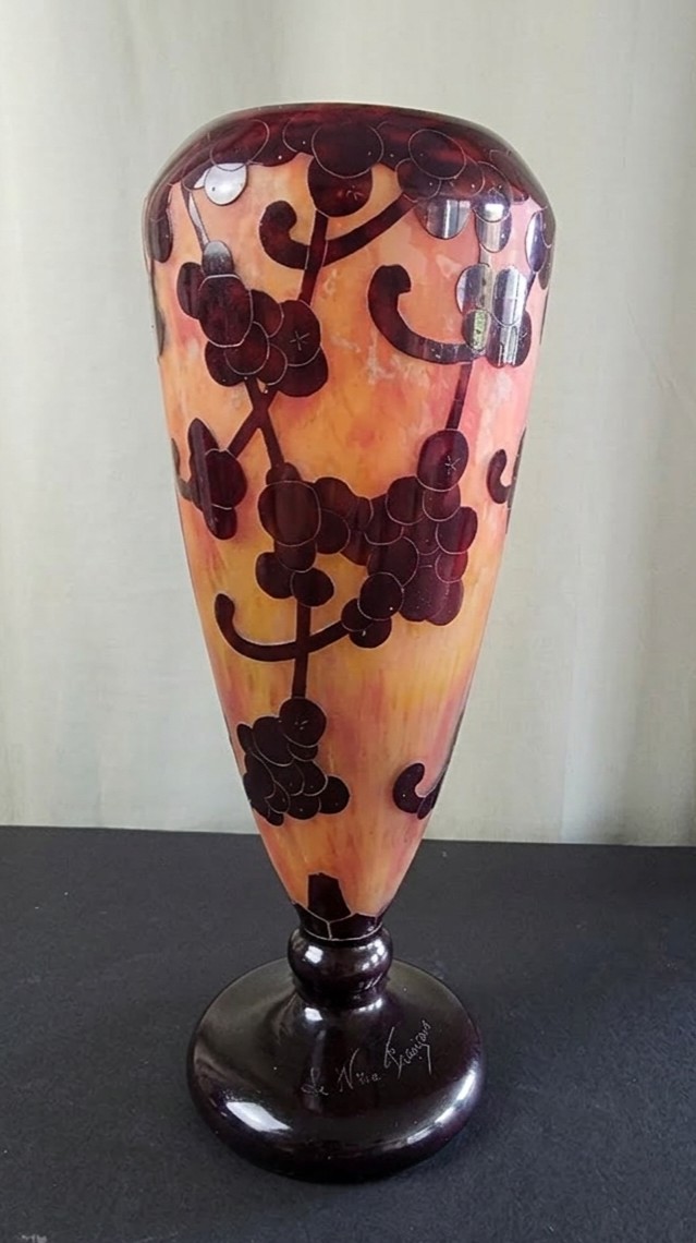 Le Verre Francais. Vase modèle Perlière. 36 cm.