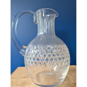 Broc à Eau. . Carafe à eau .Cristal De Baccarat. Modèle Lucullus.