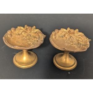 Paire de coupelles en bronze.19 ème.