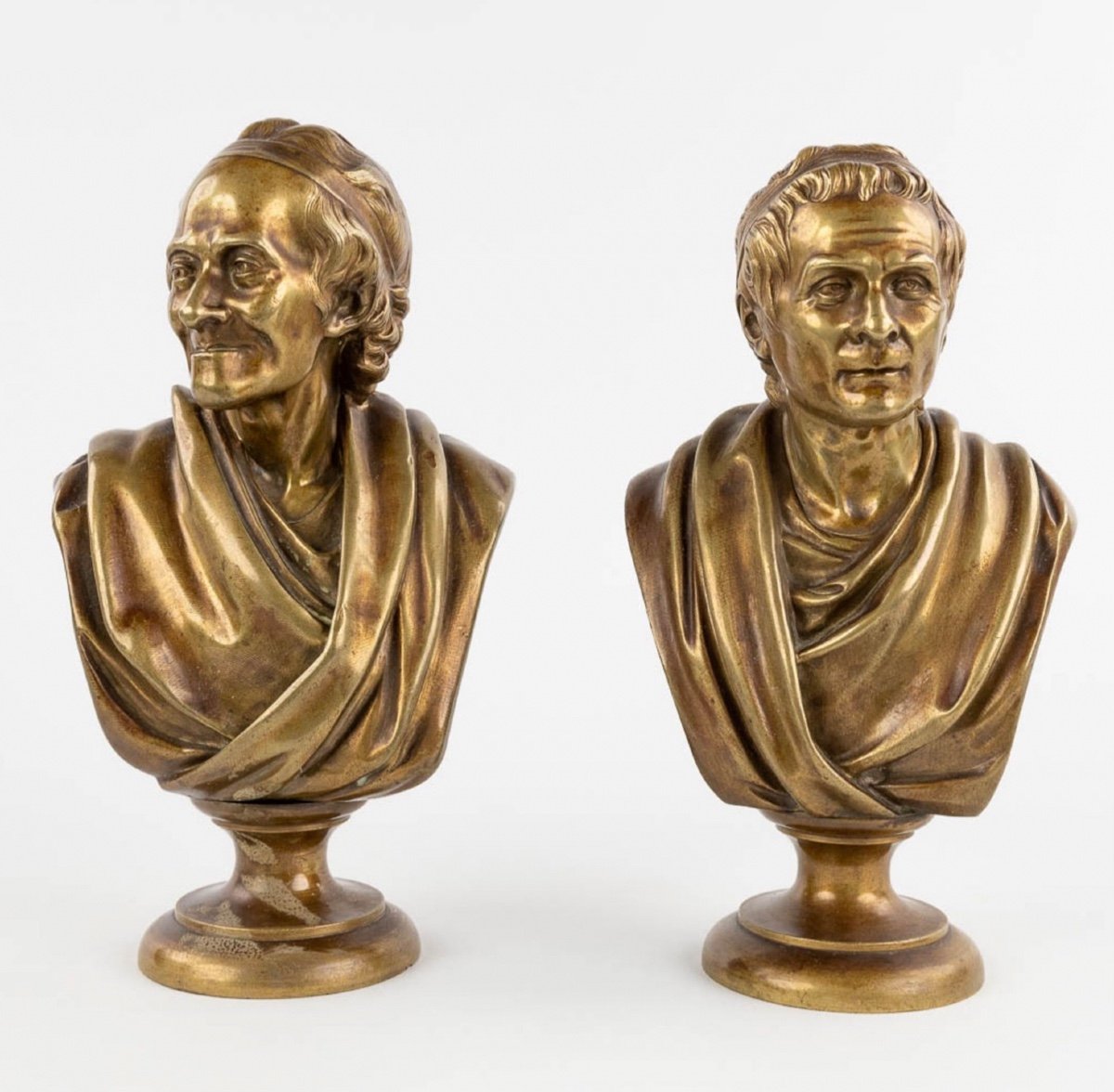 Bustes En Bronze, Voltaire Et Rosseau