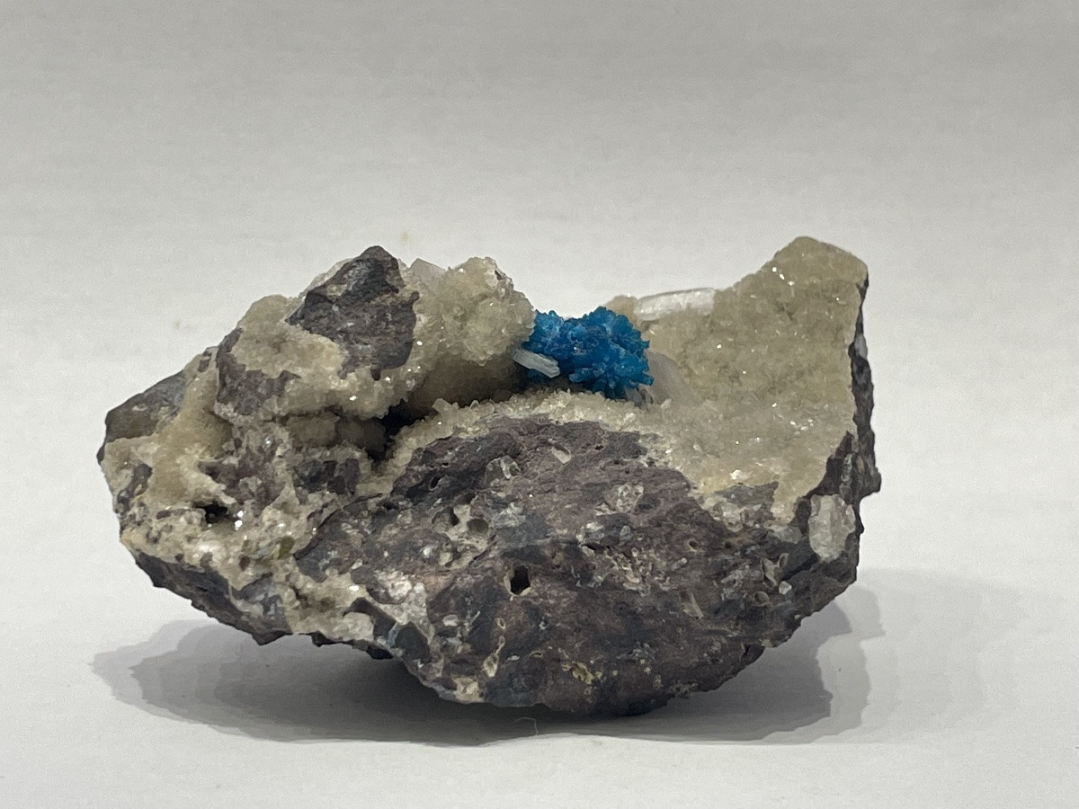 Cavanist On Heulandite - Raw Natural Stone -photo-5