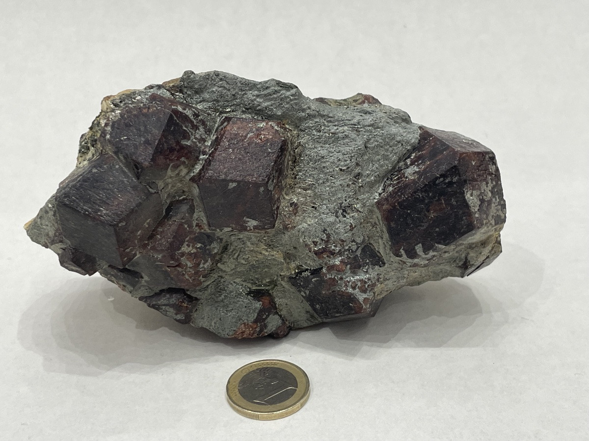 Beautiful Specimen Of Almandine Garnet - Austria Tyrol - Alps -photo-1