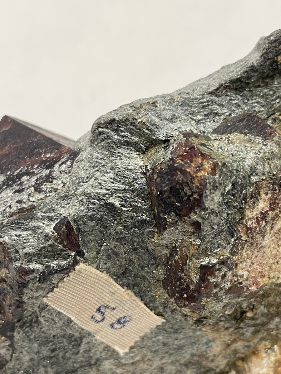 Beautiful Specimen Of Almandine Garnet - Austria Tyrol - Alps -photo-3