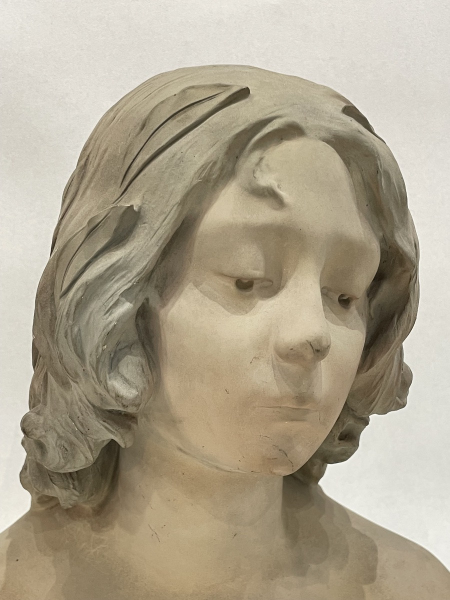 CAUSSÉ Julien ( 1869 - 1938) - Buste de jeune femme en plâtre - -photo-2
