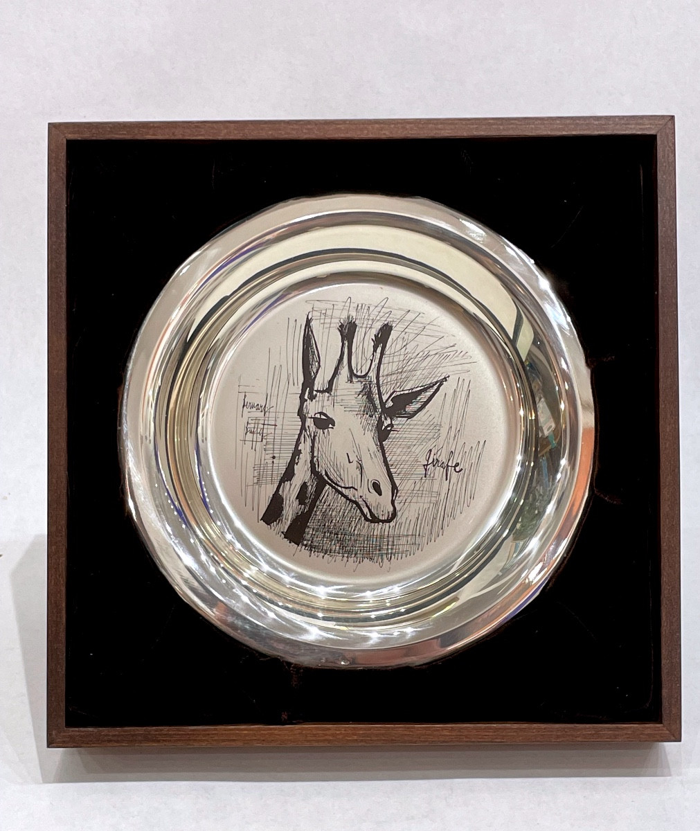 BUFFET Bernard ( 1938 - 1999) - Assiette «  Girafe » en argent premier titre - 