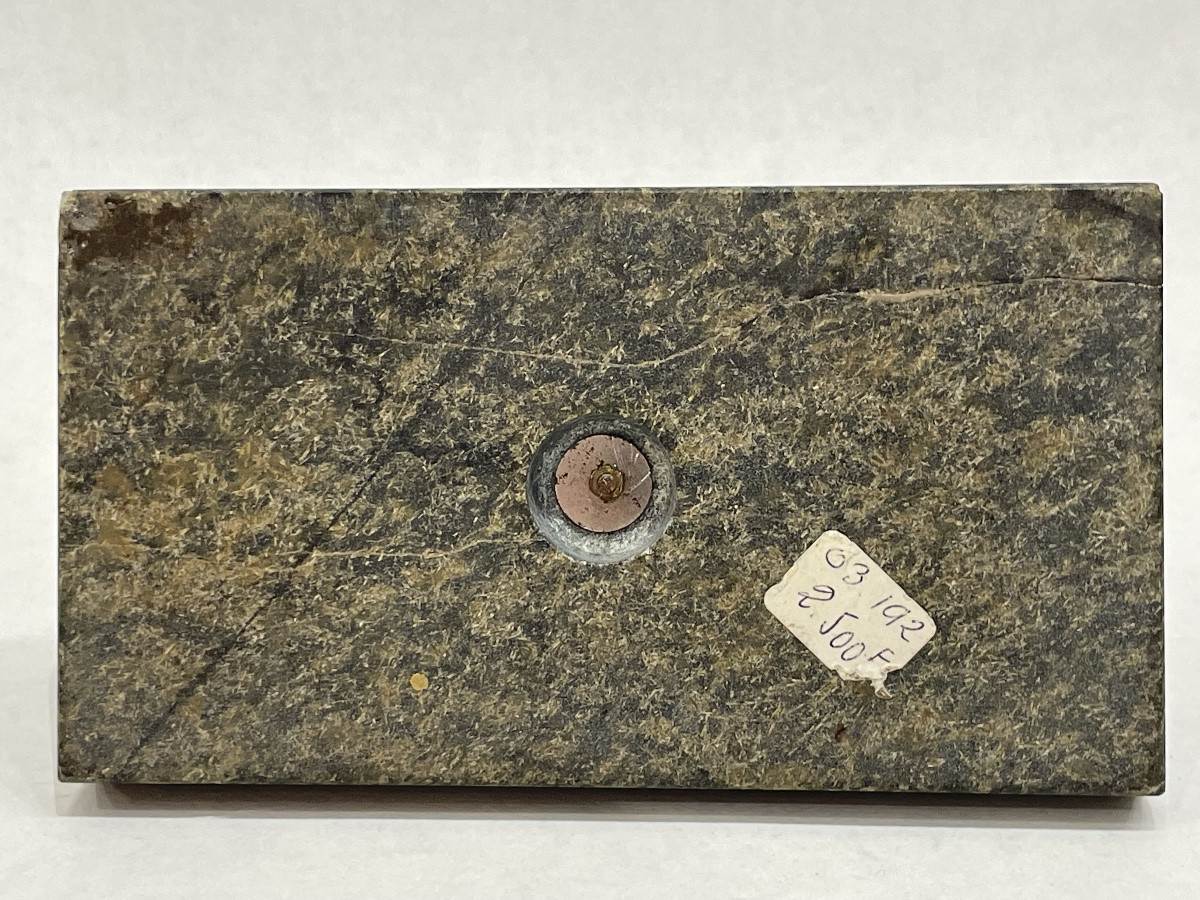 GAYRARD Paul ( 1807 - 1855) attribué à - Lévrier couché en bronze - -photo-2